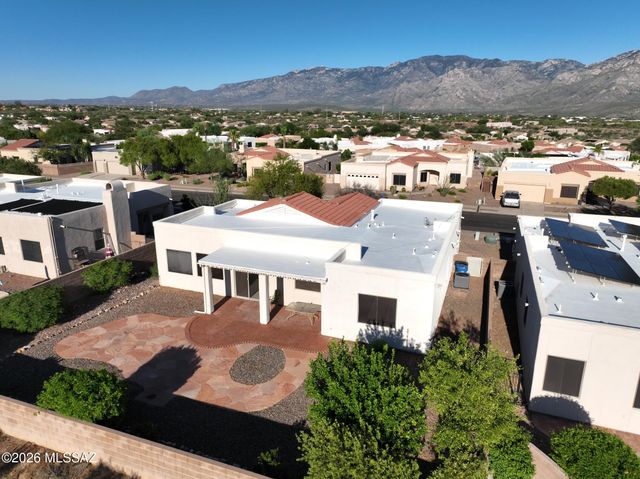 11701 N Pyramid Point Drive, Oro Valley, AZ 85737