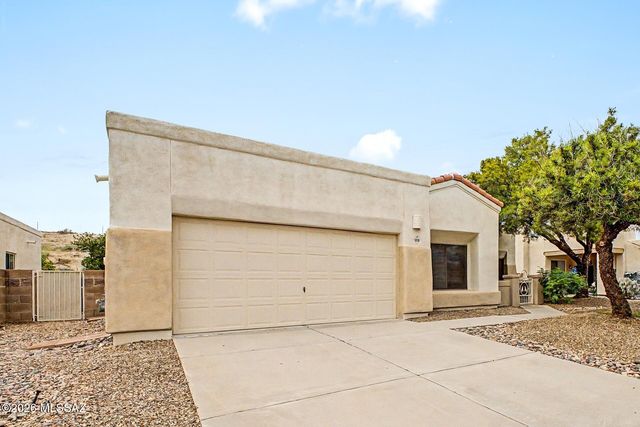 11701 N Pyramid Point Drive, Oro Valley, AZ 85737