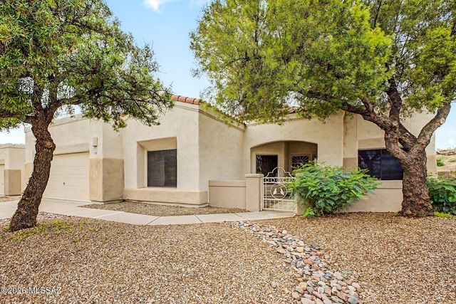 11701 N Pyramid Point Drive, Oro Valley, AZ 85737