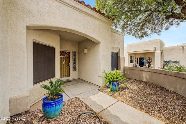 11701 N Pyramid Point Drive, Oro Valley, AZ 85737