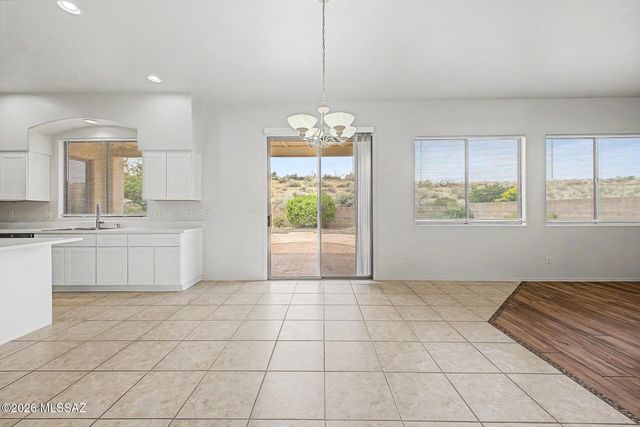 11701 N Pyramid Point Drive, Oro Valley, AZ 85737