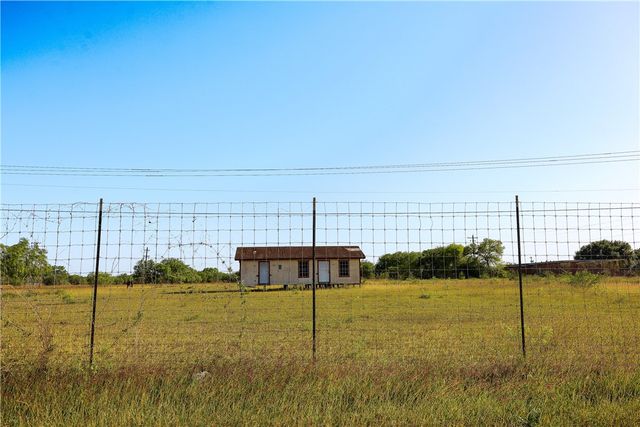0 Tx-44, San Diego, TX 78384
