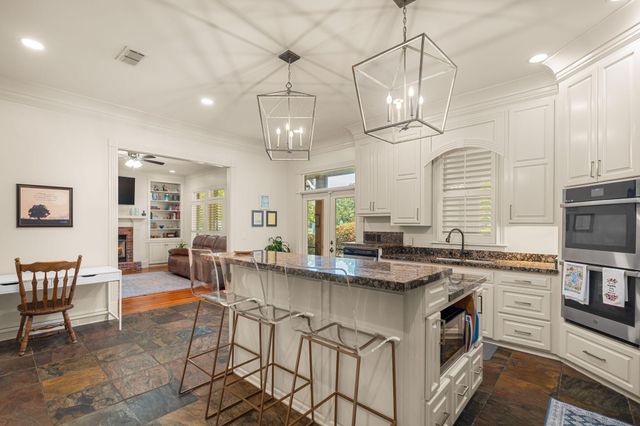 18 Eric Nobles Ln., Sumrall, MS 39482