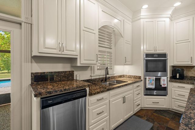 18 Eric Nobles Ln., Sumrall, MS 39482