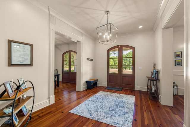 18 Eric Nobles Ln., Sumrall, MS 39482