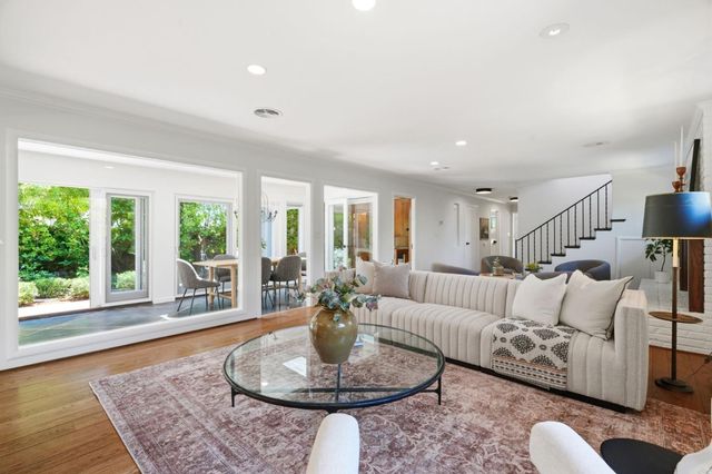 1637 Escobita Avenue, Palo Alto, CA 94306