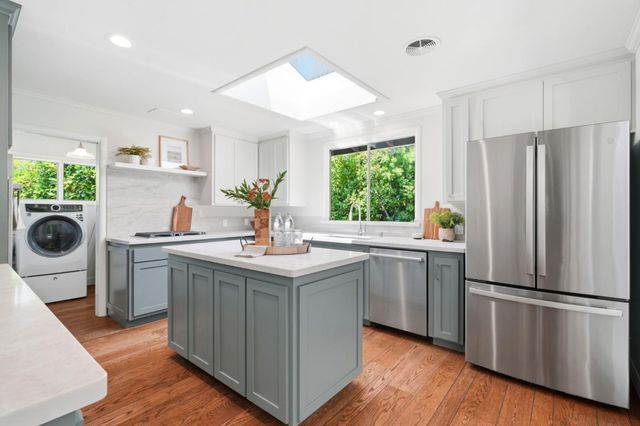 1637 Escobita Avenue, Palo Alto, CA 94306