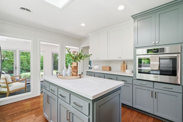 1637 Escobita Avenue, Palo Alto, CA 94306