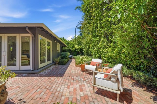1637 Escobita Avenue, Palo Alto, CA 94306