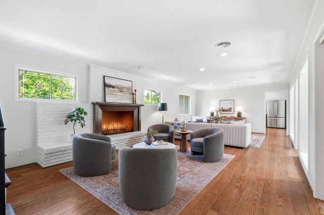 1637 Escobita Avenue, Palo Alto, CA 94306