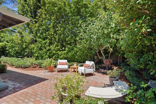 1637 Escobita Avenue, Palo Alto, CA 94306