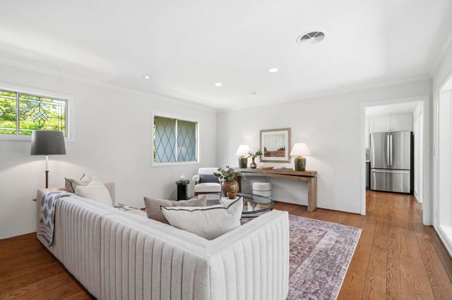 1637 Escobita Avenue, Palo Alto, CA 94306
