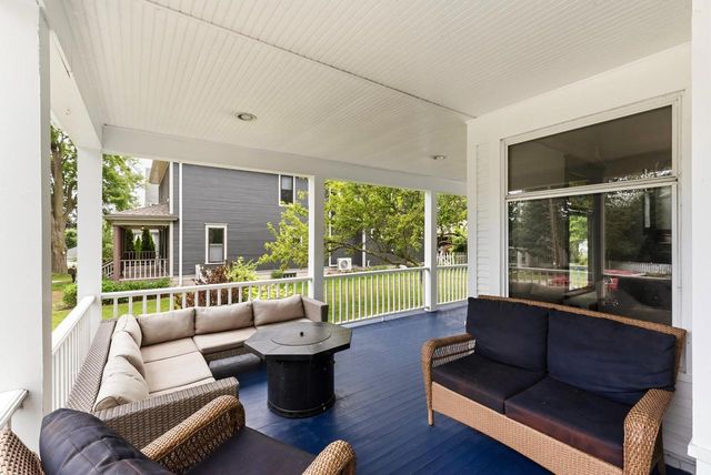 431 N Milwaukee STREET, Port Washington, WI 53074