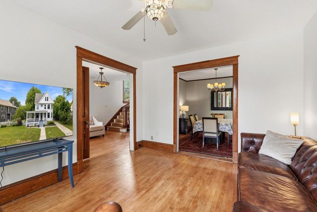 431 N Milwaukee STREET, Port Washington, WI 53074