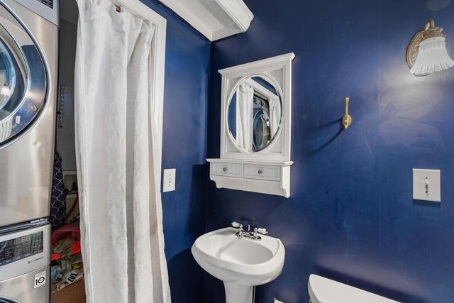 431 N Milwaukee STREET, Port Washington, WI 53074