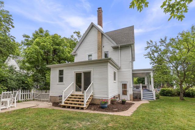 431 N Milwaukee STREET, Port Washington, WI 53074