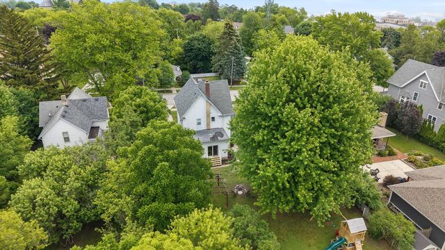 431 N Milwaukee STREET, Port Washington, WI 53074