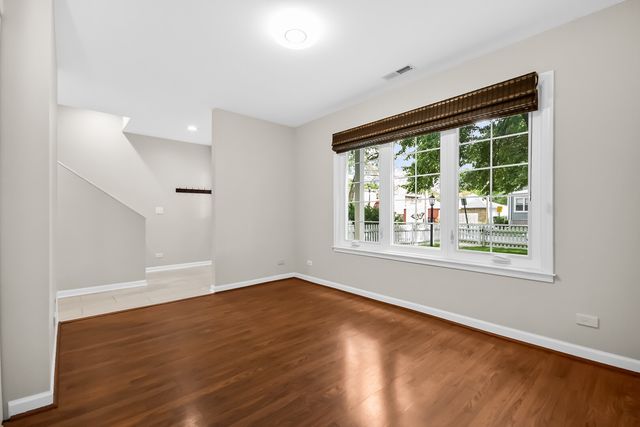 1815 Crain Street, Evanston, IL 60202