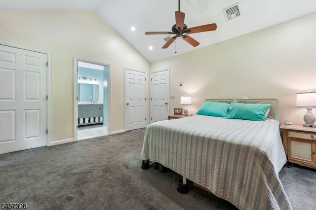 84 Fairlawn Dr, West Milford Twp., NJ 07421