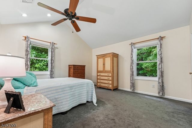 84 Fairlawn Dr, West Milford Twp., NJ 07421