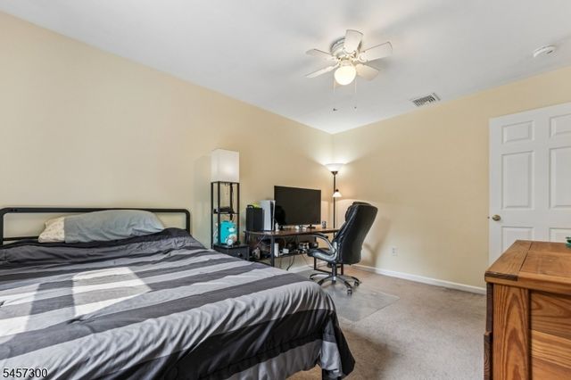 84 Fairlawn Dr, West Milford Twp., NJ 07421