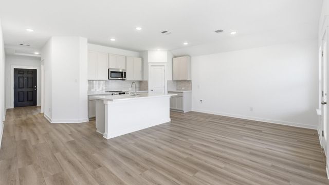 112 Hazy View RD, San Marcos, TX 78666
