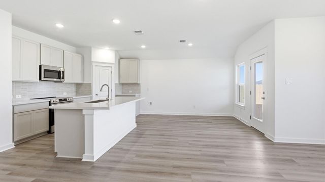 112 Hazy View RD, San Marcos, TX 78666