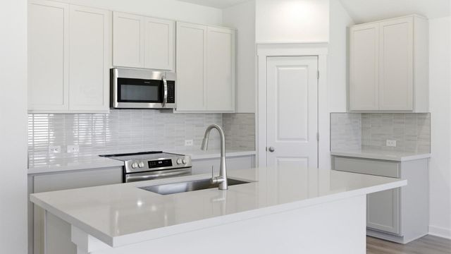 112 Hazy View RD, San Marcos, TX 78666