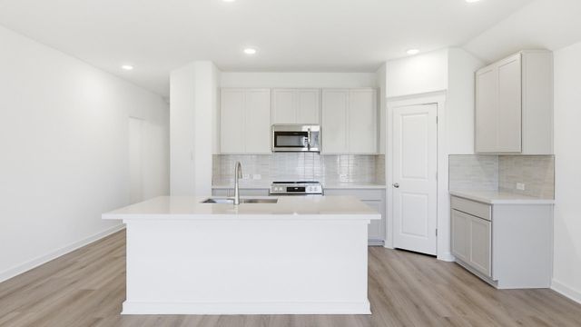 112 Hazy View RD, San Marcos, TX 78666