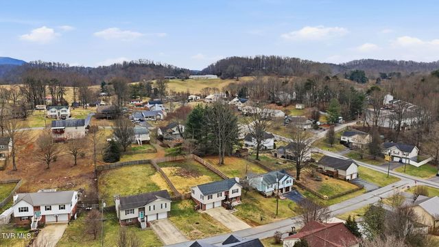 410 Neal Drive, Bluff City, TN 37618