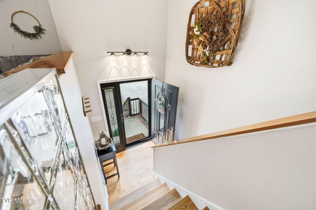 410 Neal Drive, Bluff City, TN 37618