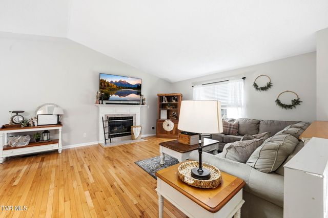 410 Neal Drive, Bluff City, TN 37618