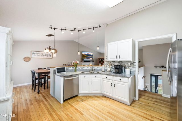 410 Neal Drive, Bluff City, TN 37618