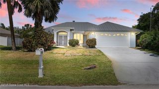 452 Citrus Avenue, Sebastian, FL 32958
