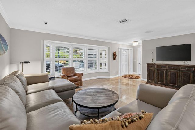 8797 SE SHARON Street, Hobe Sound, FL 33455