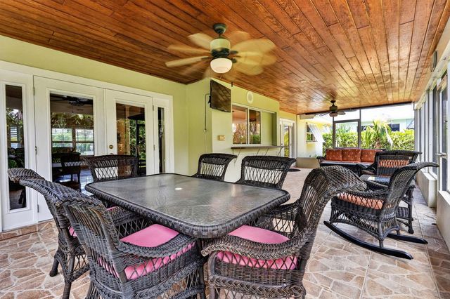8797 SE SHARON Street, Hobe Sound, FL 33455