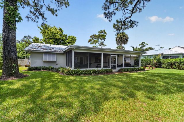 8797 SE SHARON Street, Hobe Sound, FL 33455