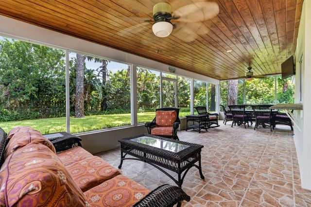 8797 SE SHARON Street, Hobe Sound, FL 33455