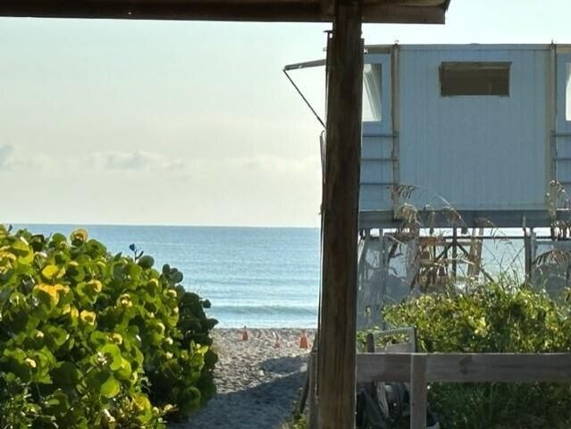 8797 SE SHARON Street, Hobe Sound, FL 33455