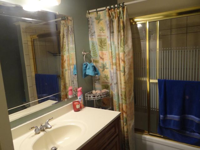 4445 N Emerson Avenue, Fresno, CA 93705