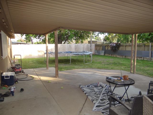 4445 N Emerson Avenue, Fresno, CA 93705