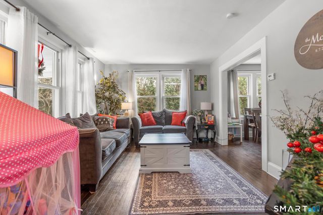 14 Dalewood Drive, Norwich, CT 06360