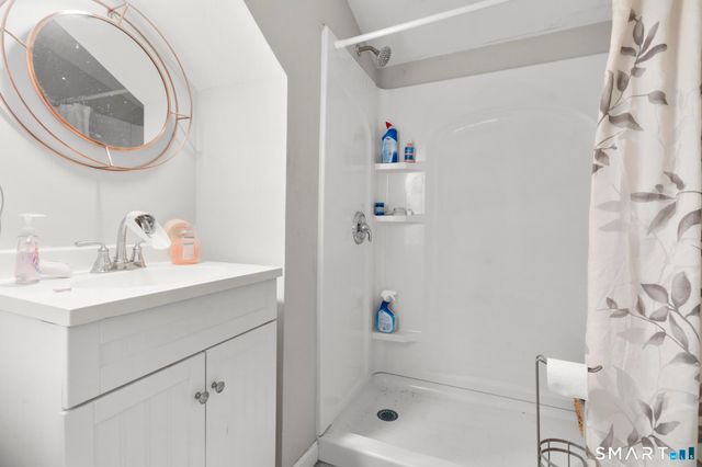 14 Dalewood Drive, Norwich, CT 06360