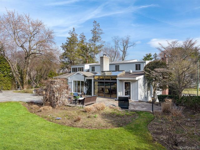 18 Tamarac Trail, Harrison, NY 10528