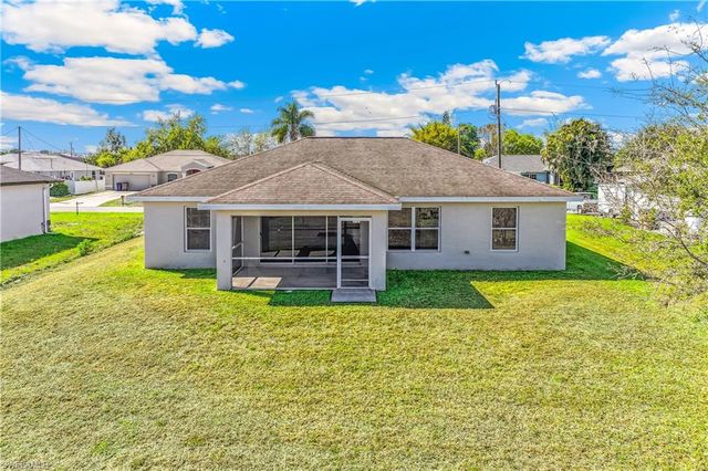 3320 9th ST W, Lehigh Acres, FL 33971