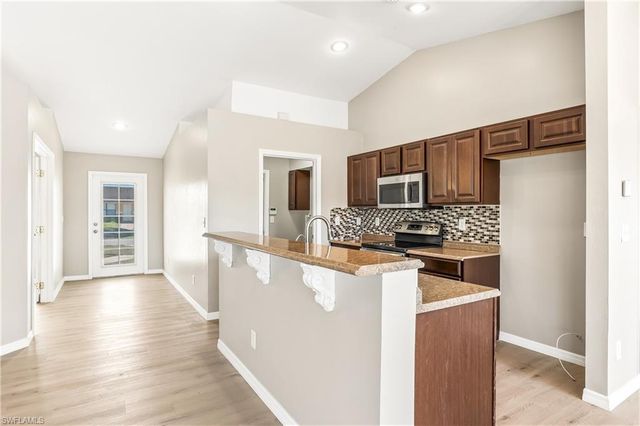 3320 9th ST W, Lehigh Acres, FL 33971