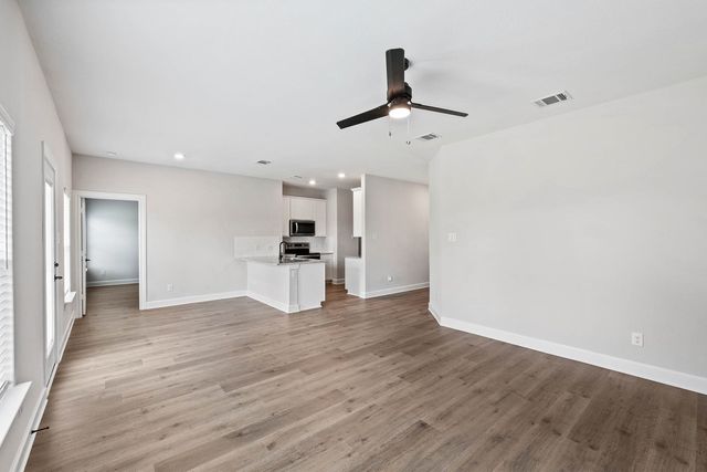1013 Pecan Place, Hutchins, TX 75141