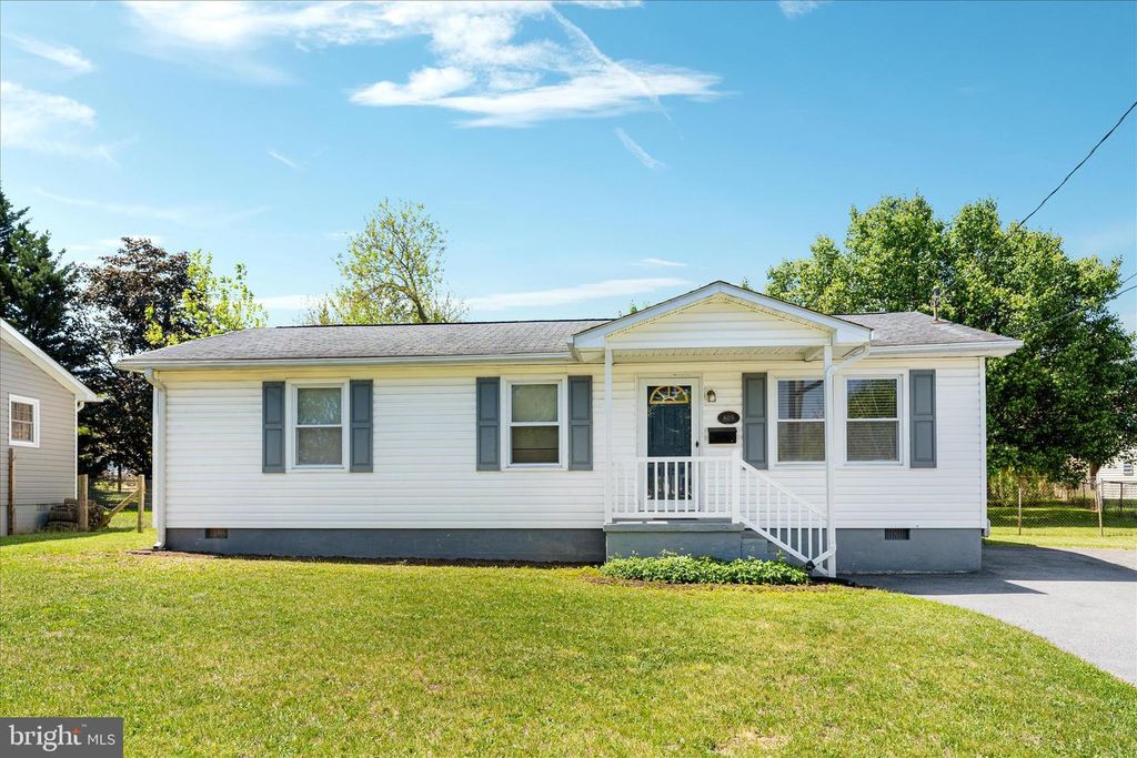 609 EWELL ST, Winchester, VA 22601