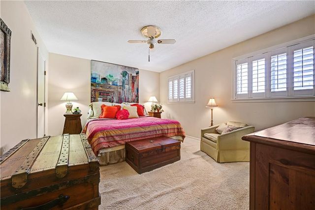 5308 W 103rd Terrace, Overland Park, KS 66207