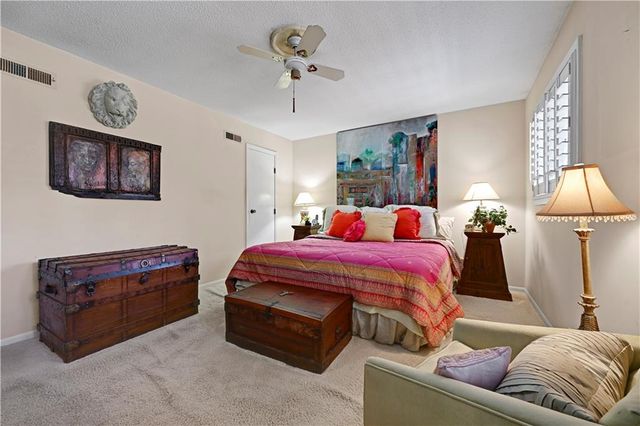 5308 W 103rd Terrace, Overland Park, KS 66207